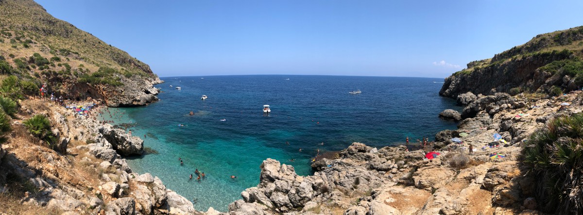 E0E33B35-2B50-4F0A-97B6-F6AB245C433E